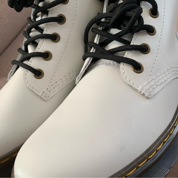 Dr. Martens White Zavala 8 Eyelet combat boots - Picture 10 of 11